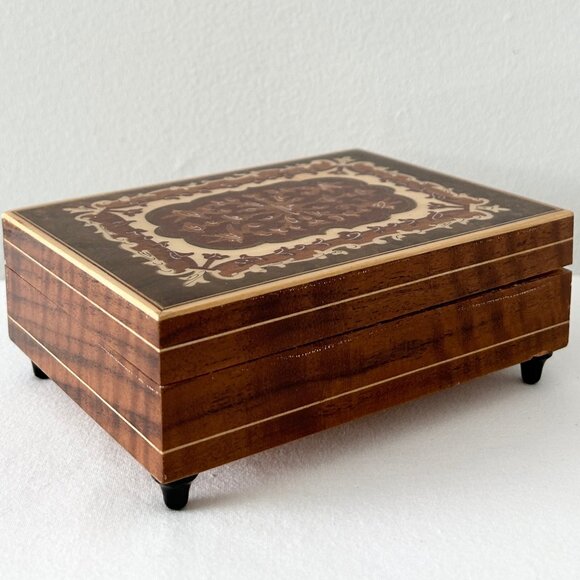 Vintage Inlay Wooden Music Box LADOR Swiss Musical Movement Switzerland Works - Picture 3 of 9